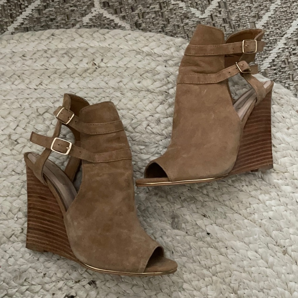 Aldo Carmel Suede Wedge Sandals